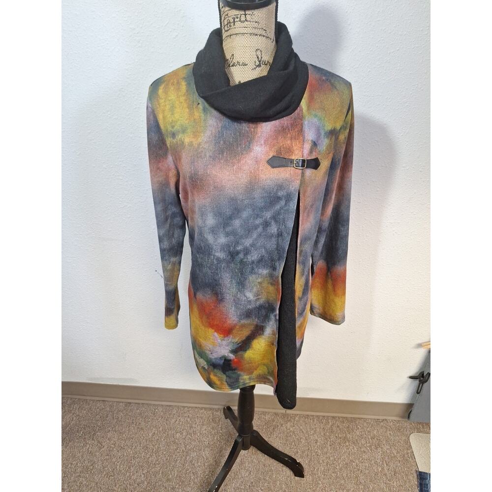 Womens Variations Size Large Abstract Print Turtleneck Pullover Buckle Sweater